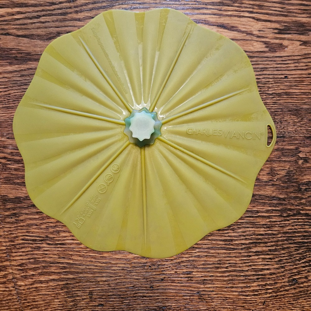 Charles Viancin Lily Pad Silicone Suction Lid Green 10‎ Inch Food Cover Reusable